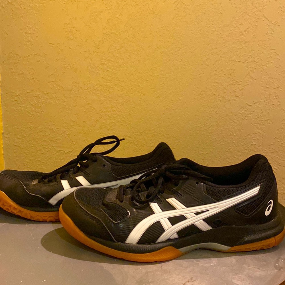In good used condition. Used for a month.